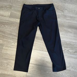 Lululemon ABC Classic Fit Mens Pants